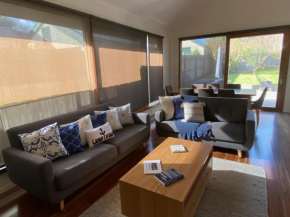 GALWAY COTTAGE, Queenscliff